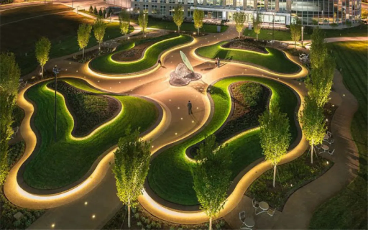 Combination of artificial plant light and nightscape plants