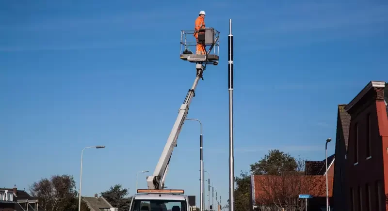 solar-street-lights-installationsolar-street-lights-installation
