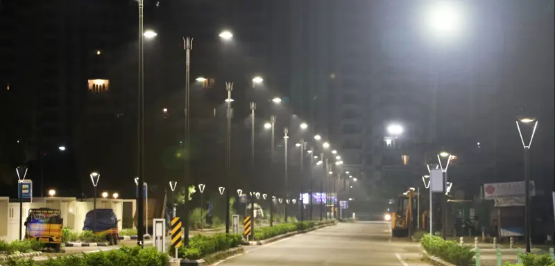 traditional white LED street lights